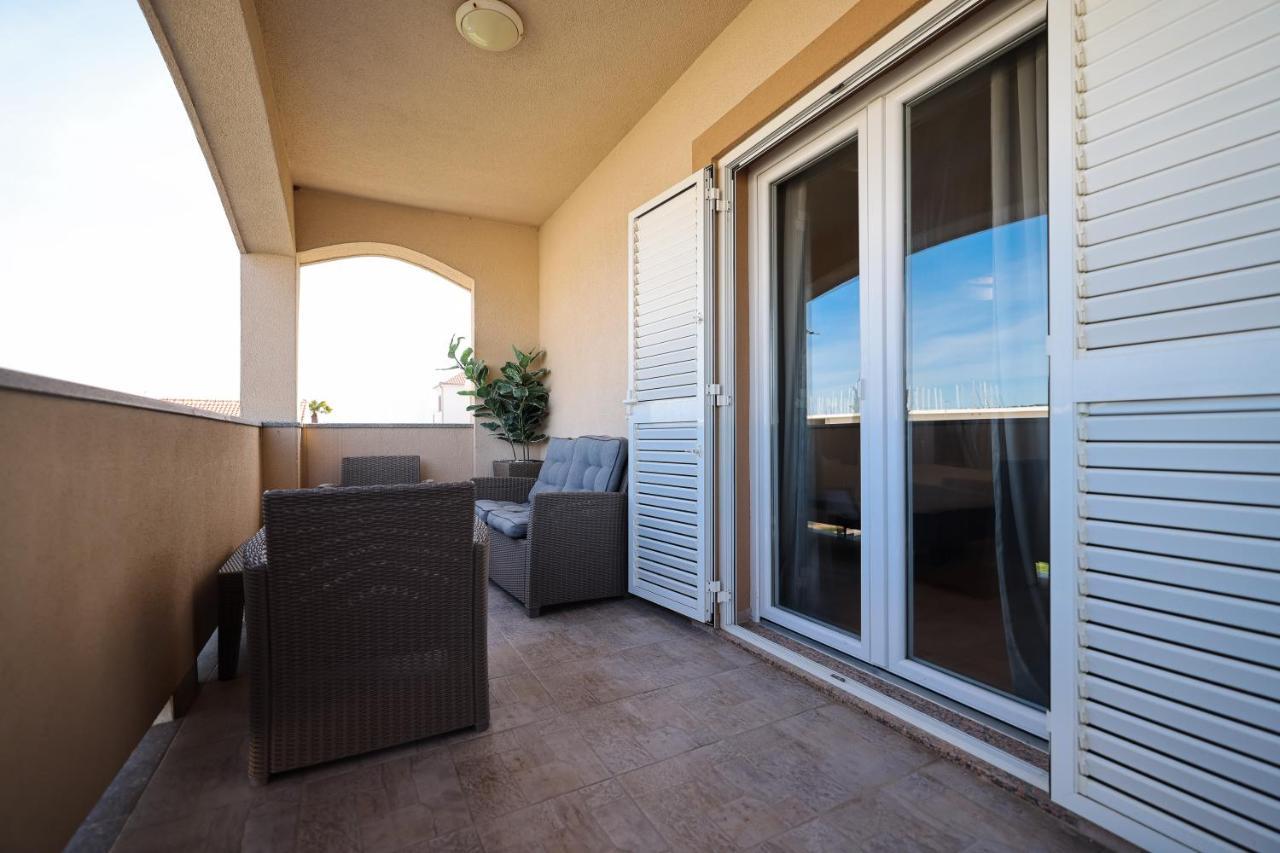 Apartments Skara Bibinje Εξωτερικό φωτογραφία