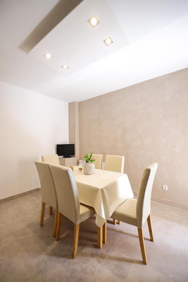 Apartments Skara Bibinje Εξωτερικό φωτογραφία